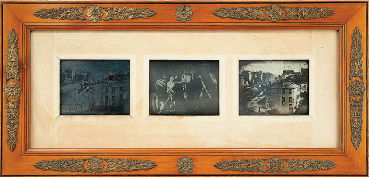 The triptych in its original frame, with the dedication to Louis I of Bavaria.